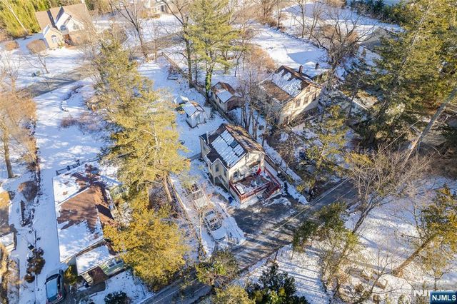 20 Alpine Road, Montville Township, NJ 07082