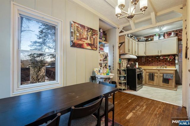 20 Alpine Road, Montville Township, NJ 07082