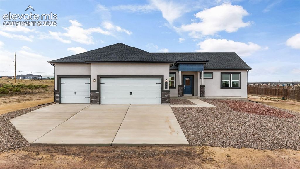 943 E Moonbeam Drive, Pueblo West, CO 81007 — exterior