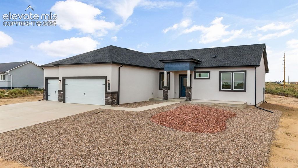 943 E Moonbeam Drive, Pueblo West, CO 81007 — photo 2