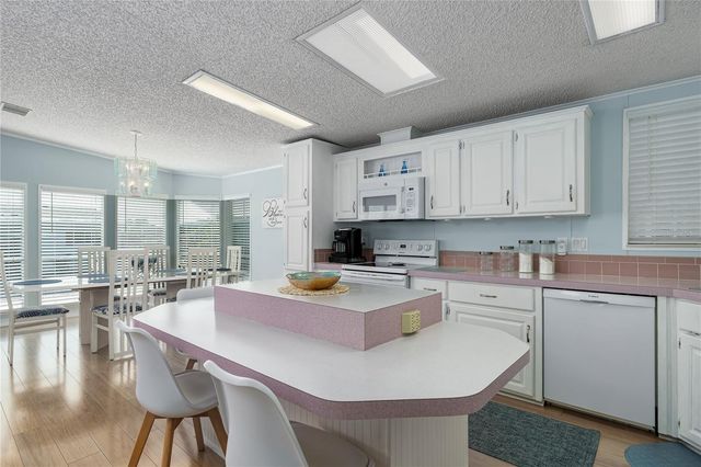 3010 93RD STREET E, Palmetto, FL 34221