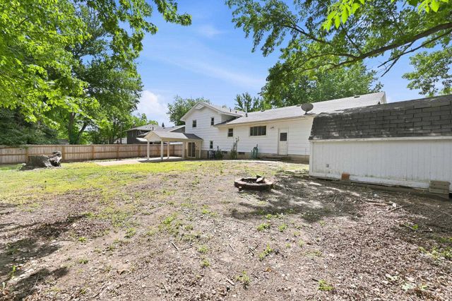 800 E Sunrise, Derby, KS 67037
