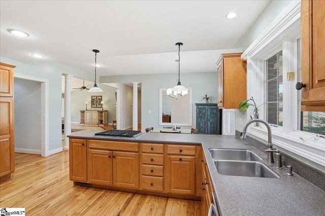 32 Riverfront Lane, Simpsonville, SC 29681