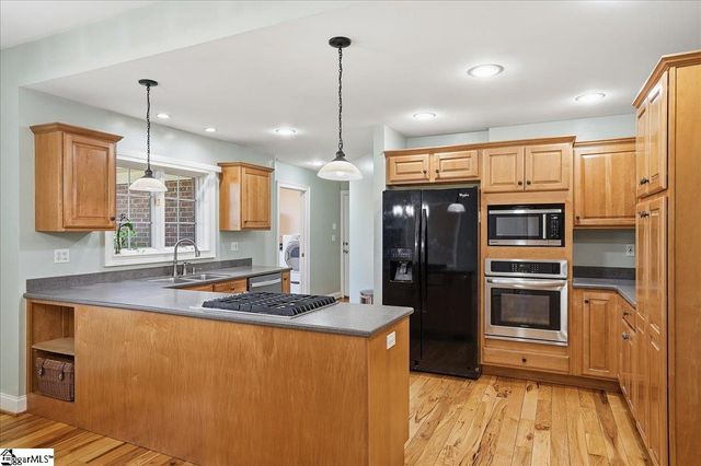 32 Riverfront Lane, Simpsonville, SC 29681