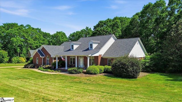 32 Riverfront Lane, Simpsonville, SC 29681