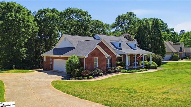 32 Riverfront Lane, Simpsonville, SC 29681