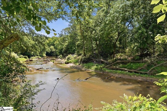 32 Riverfront Lane, Simpsonville, SC 29681