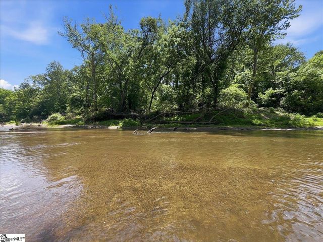 32 Riverfront Lane, Simpsonville, SC 29681