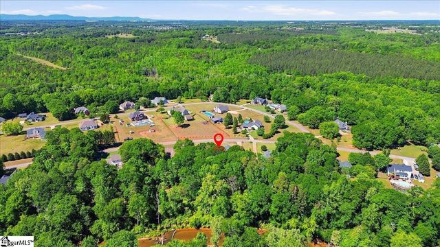 32 Riverfront Lane, Simpsonville, SC 29681