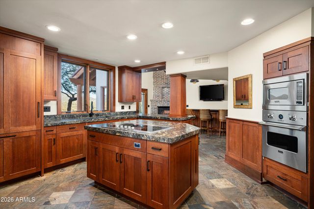 39050 N 52ND Street, Cave Creek, AZ 85331