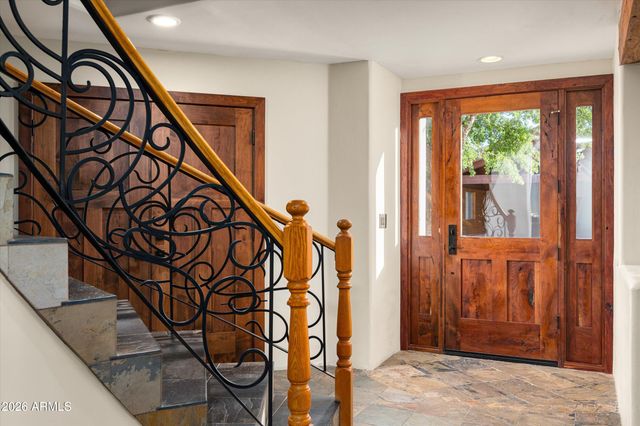 39050 N 52ND Street, Cave Creek, AZ 85331