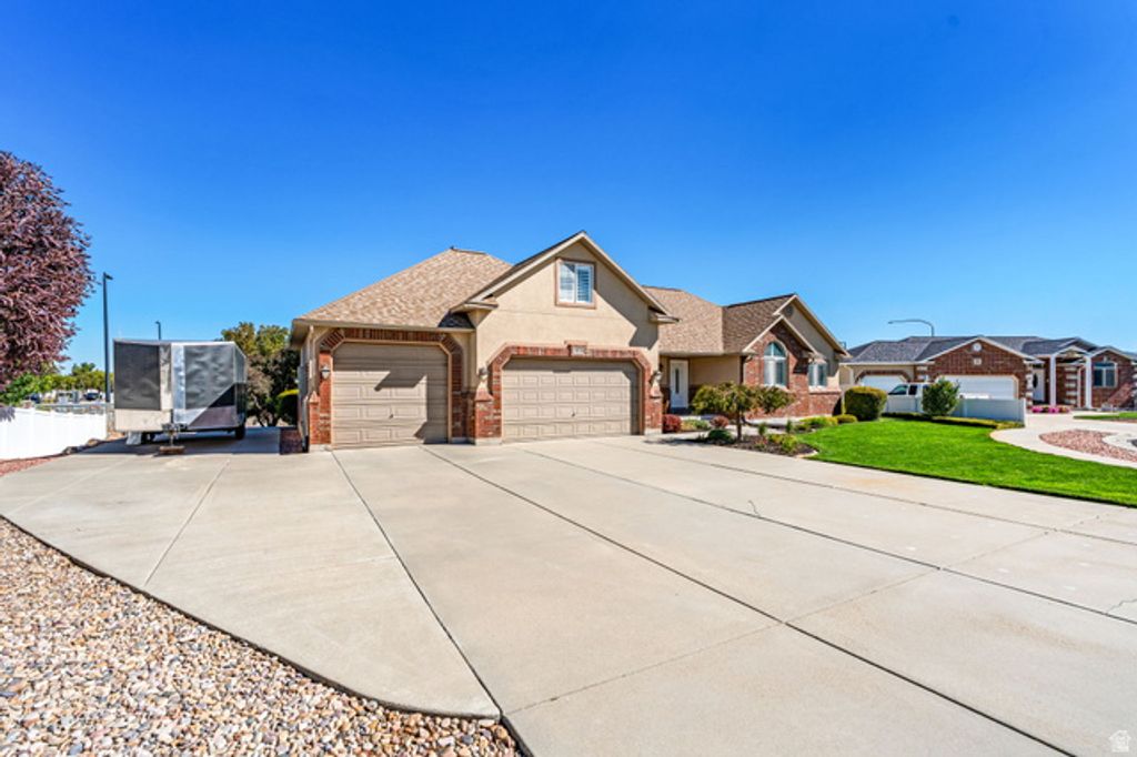 4838 W CHERRY LAUREL LN, West Jordan, UT 84081 — photo 4