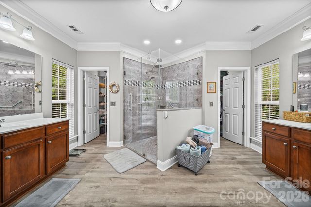 7712 Woodcrest Drive, Stanley, NC 28164