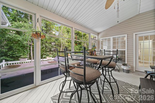 7712 Woodcrest Drive, Stanley, NC 28164