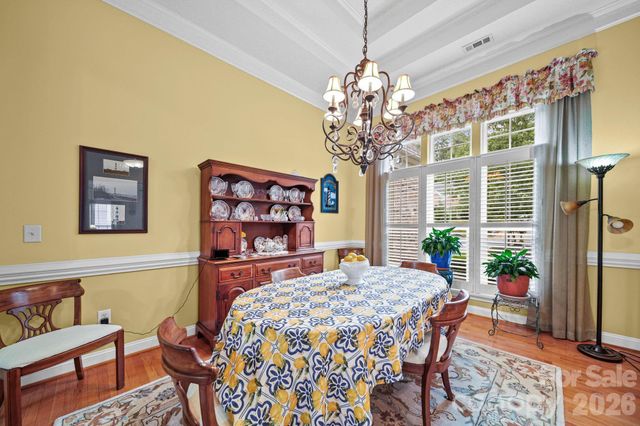 7712 Woodcrest Drive, Stanley, NC 28164