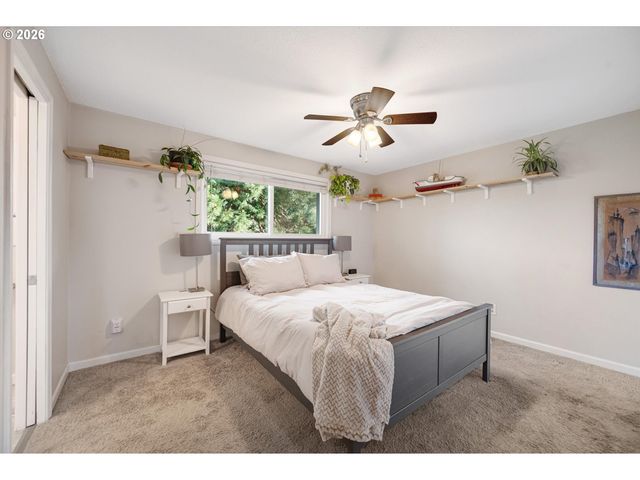 1310 SHERRI Ct, West Linn, OR 97068