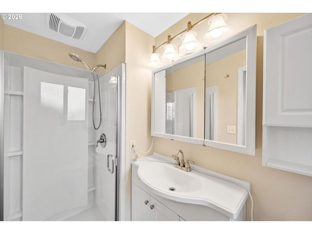 1310 SHERRI Ct, West Linn, OR 97068