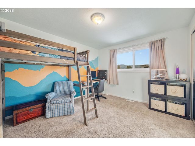 1310 SHERRI Ct, West Linn, OR 97068