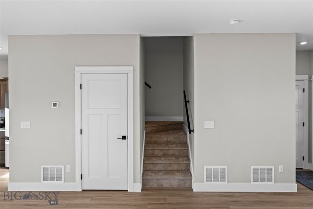 613 N L Street, Livingston, MT 59047