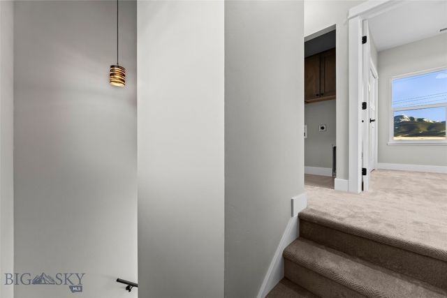 613 N L Street, Livingston, MT 59047