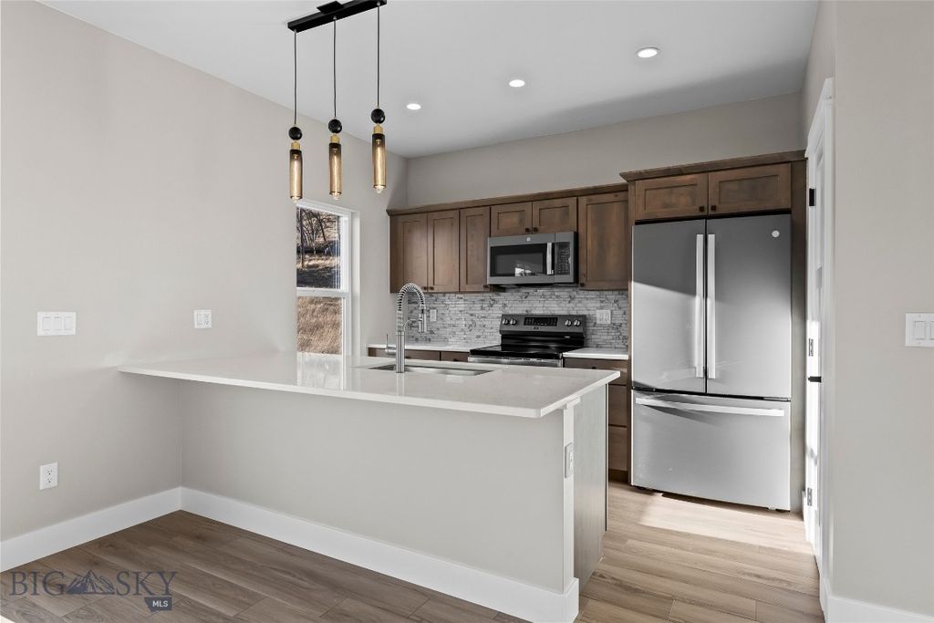 613 N L Street, Livingston, MT 59047