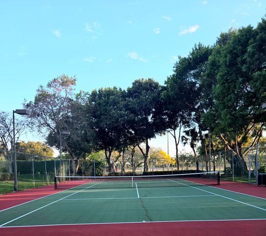 807 NW 91st Terrace NW 807, Plantation, FL 33324