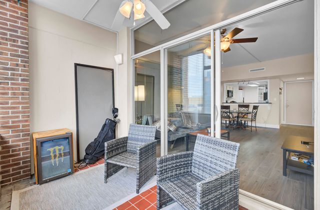 14 Lockwood Drive 6h, Charleston, SC 29401