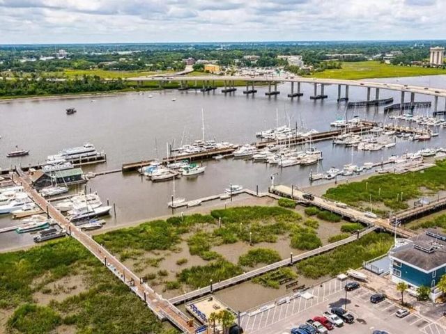 14 Lockwood Drive 6h, Charleston, SC 29401