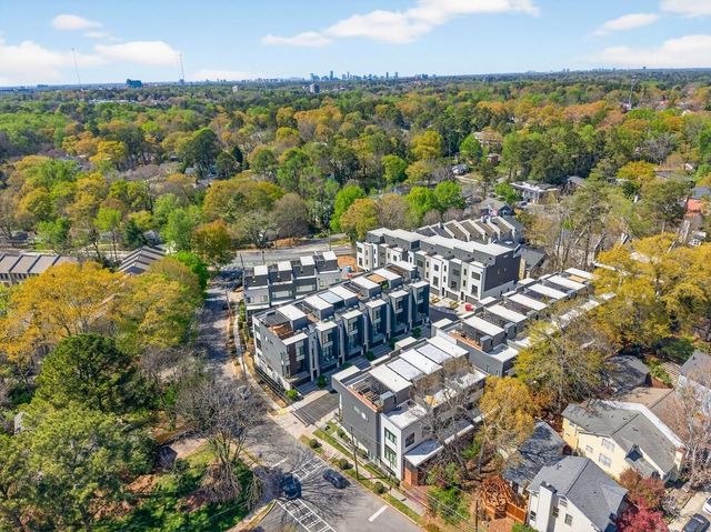 424 Cedar Dust Drive, Decatur, GA 30030