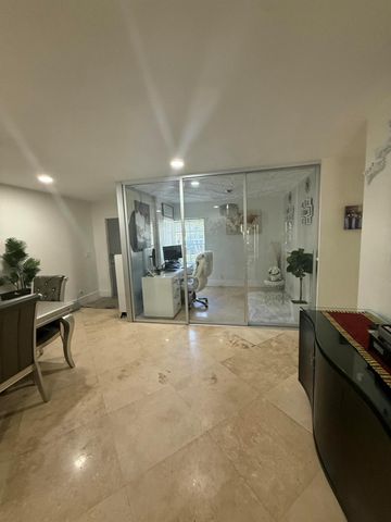 6000 Adriatic Way, West Palm Beach, FL 33413