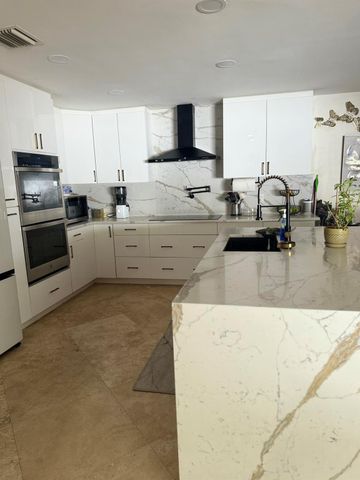 6000 Adriatic Way, West Palm Beach, FL 33413