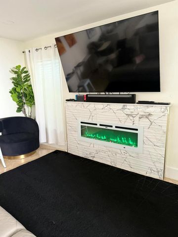 6000 Adriatic Way, West Palm Beach, FL 33413