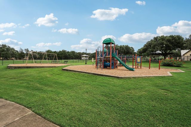 126 Spanish TRL, Bastrop, TX 78602