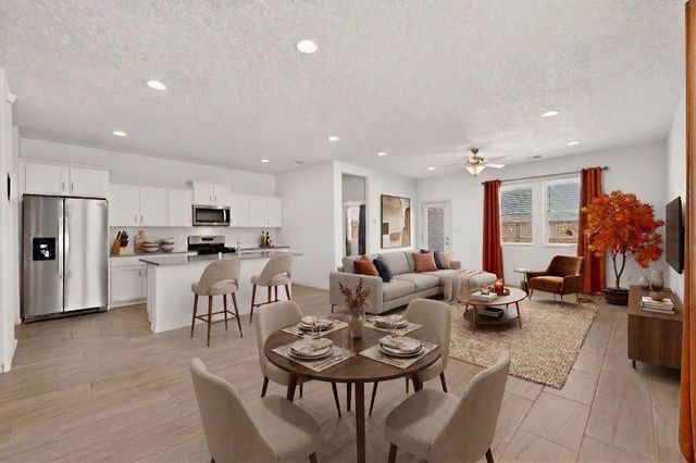 1012 Vallecito Loop NW, Los Lunas, NM 87031