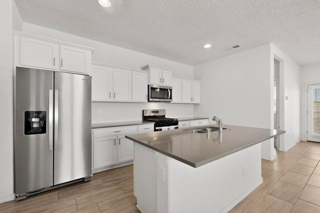 1012 Vallecito Loop NW, Los Lunas, NM 87031