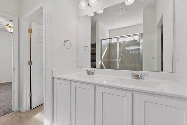 1012 Vallecito Loop NW, Los Lunas, NM 87031