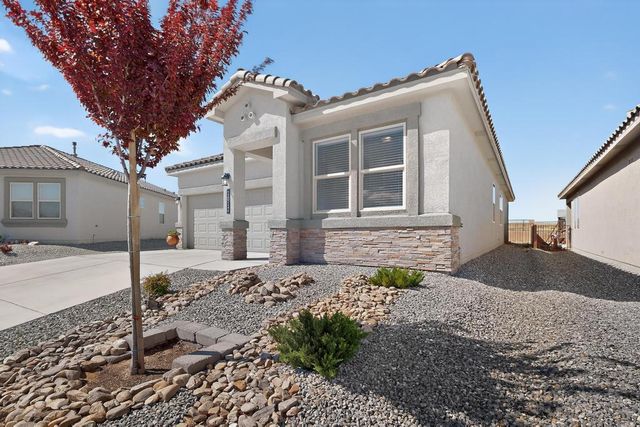 1012 Vallecito Loop NW, Los Lunas, NM 87031