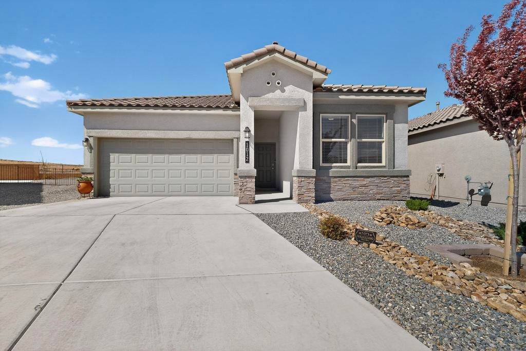1012 Vallecito Loop NW, Los Lunas, NM 87031