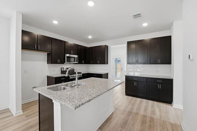 119 Betsy RD, Hutto, TX 78634