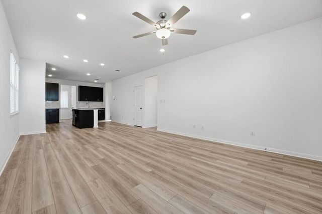 119 Betsy RD, Hutto, TX 78634