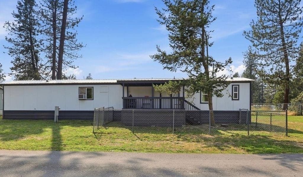 35312 N Newport Hwy, Chattaroy, WA 99003 photo 1