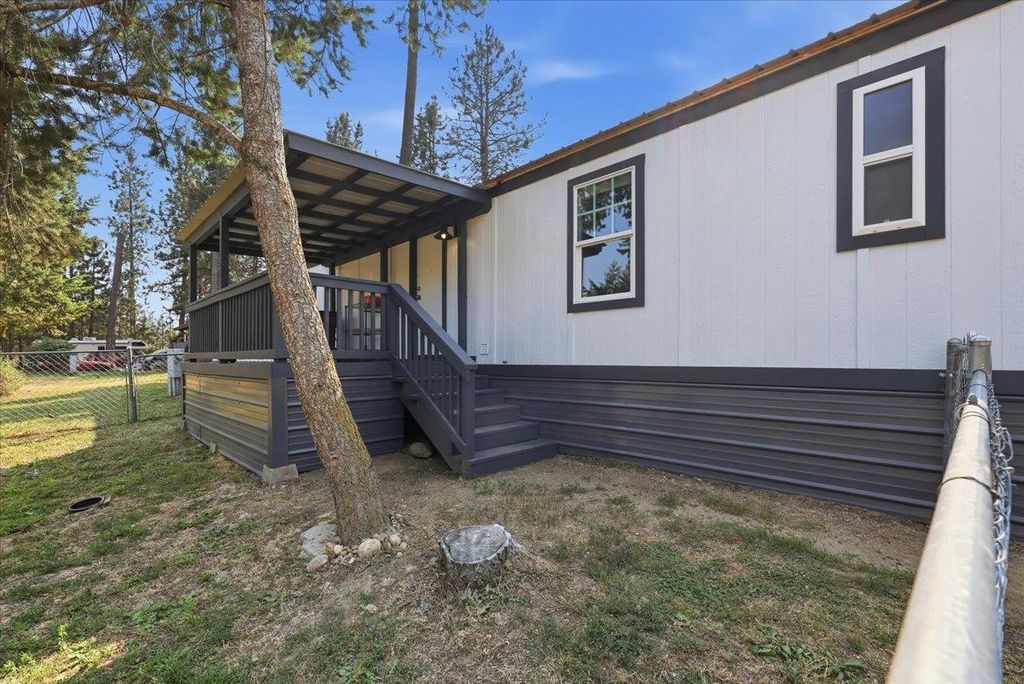 35312 N Newport Hwy, Chattaroy, WA 99003 photo 3