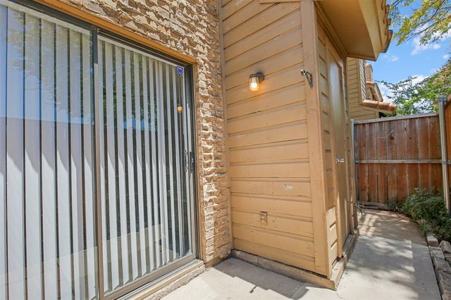 333 Melrose Drive 27D, Richardson, TX 75080