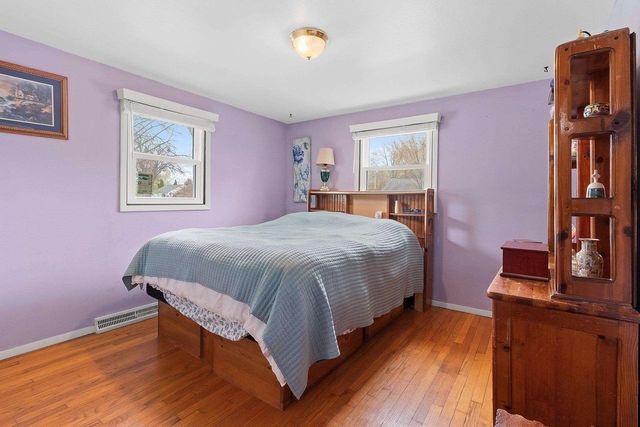 1150 S GREENWOOD AVENUE, Green Bay, WI 54304