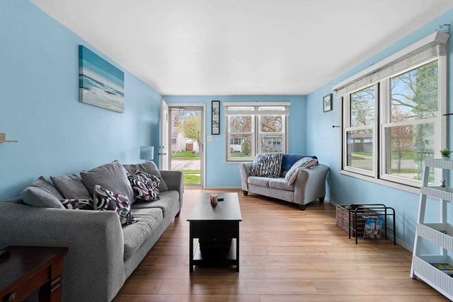 1150 S GREENWOOD AVENUE, Green Bay, WI 54304