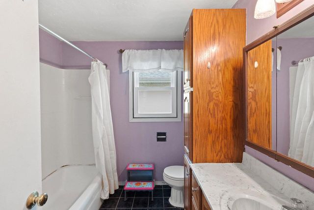 1150 S GREENWOOD AVENUE, Green Bay, WI 54304