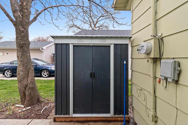 1150 S GREENWOOD AVENUE, Green Bay, WI 54304