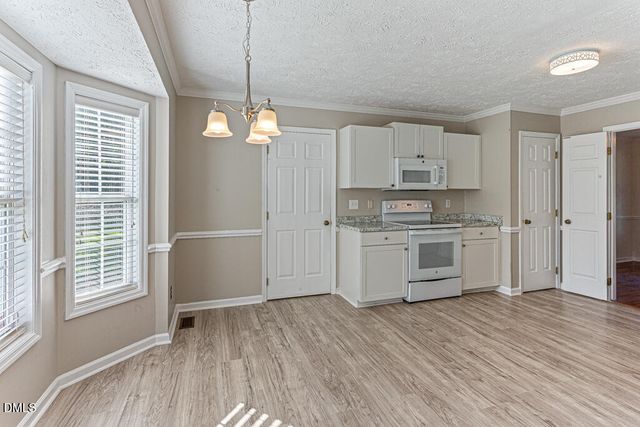 142 Richmond Park Drive, Cameron, NC 28326