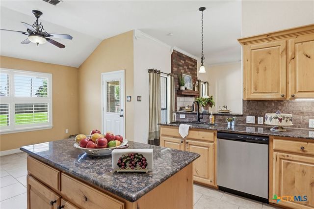 3375 Upton Drive, Kempner, TX 76539