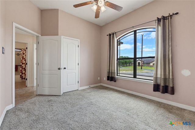 3375 Upton Drive, Kempner, TX 76539